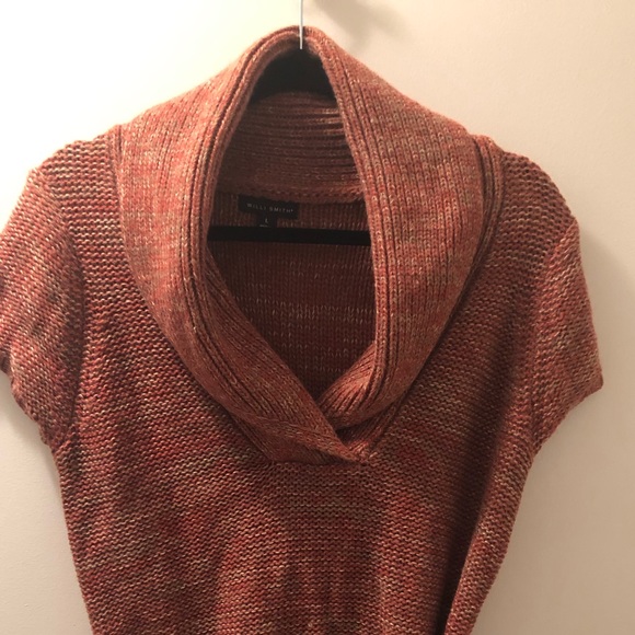 Short Sleeve Sweater - Picture 2 of 2